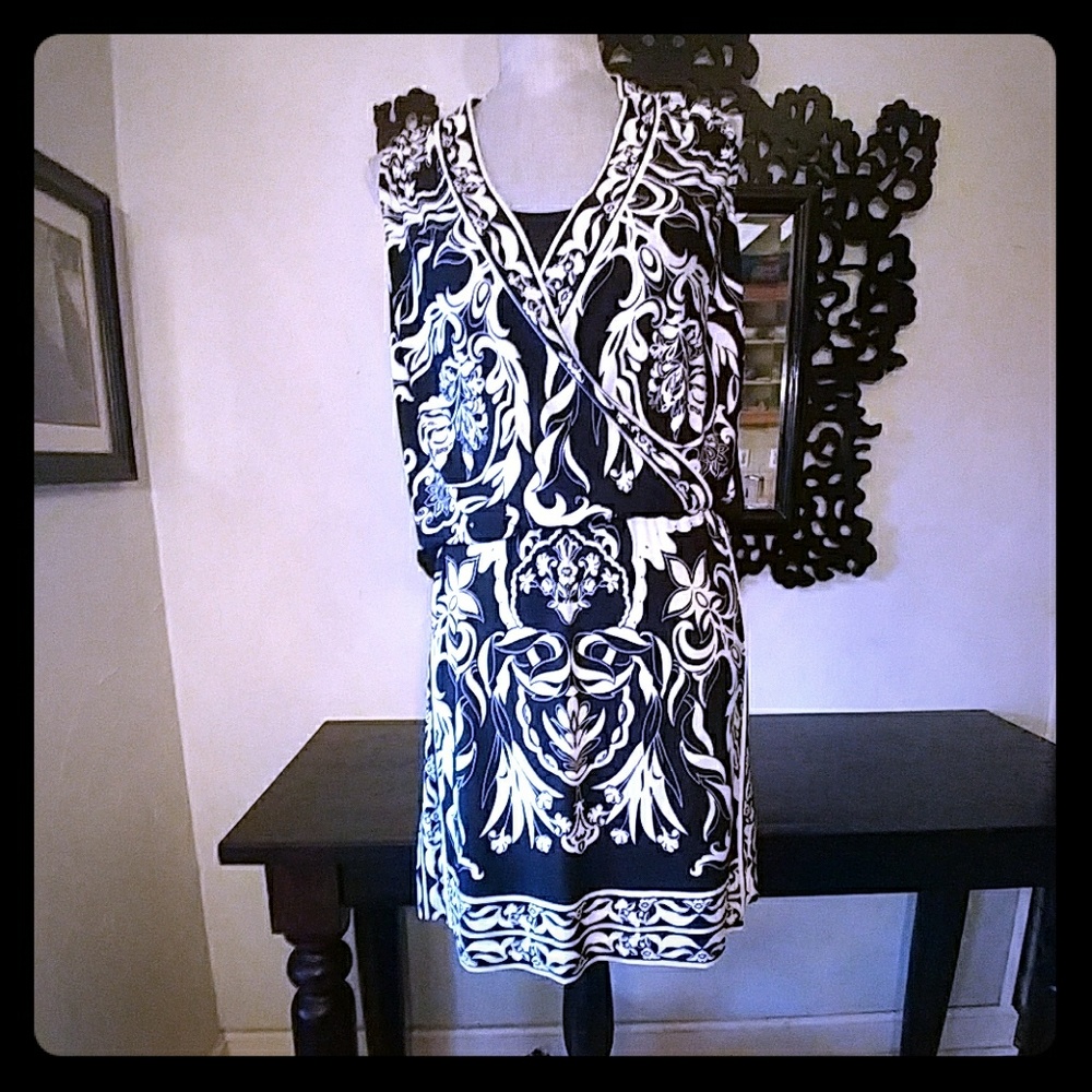 White House Black Market Dress sz S